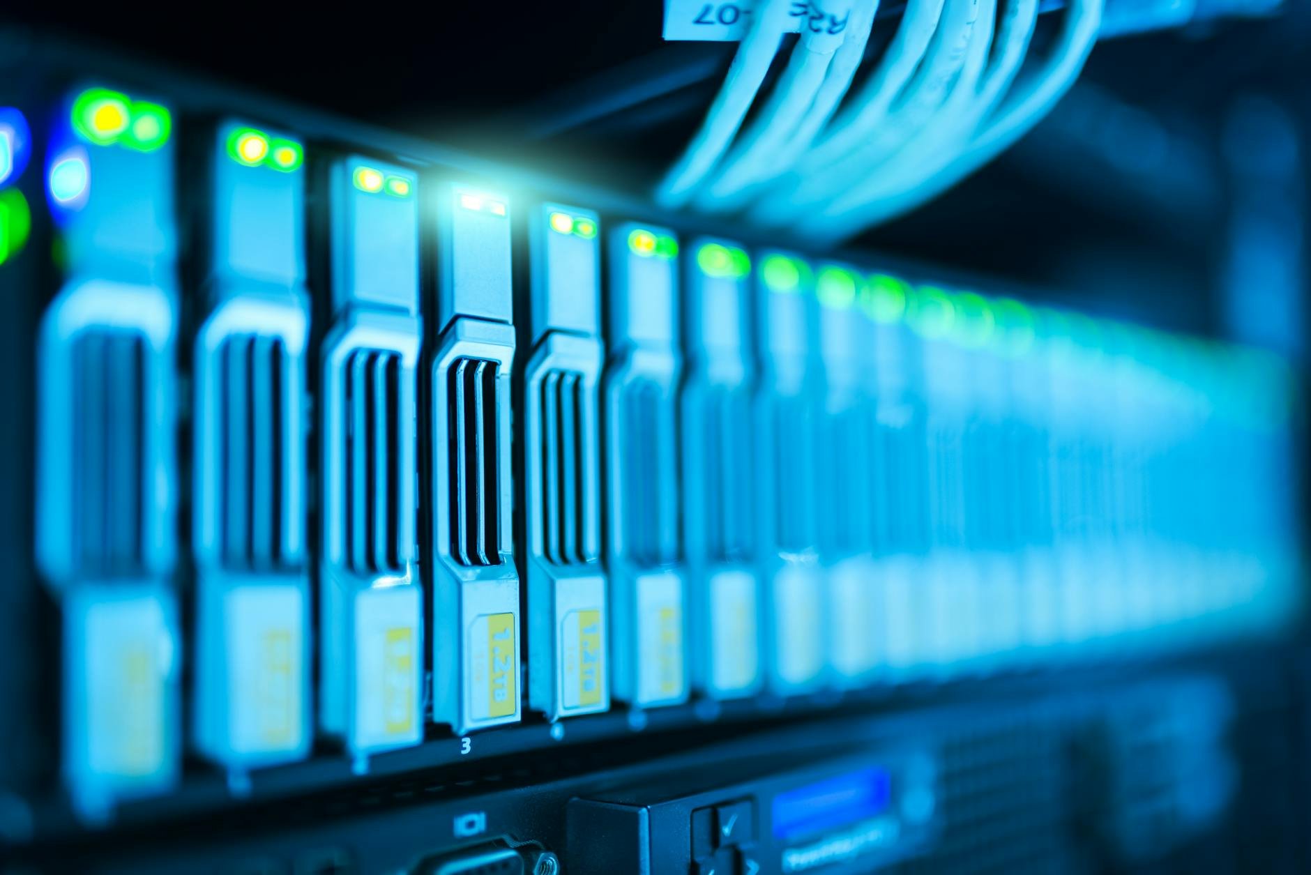 Cloud computing platform — Ready live.